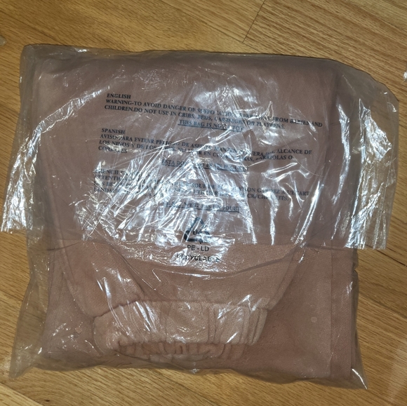 D5. NWT Boys Lie From Another Perspective Sweatpants Size Small - Picture 5 of 5